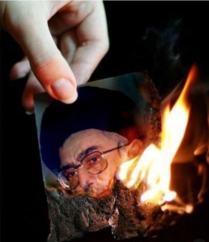 Bild: iranrevolution.sweden på Instagram (kan rekommenderas som informationskälla)